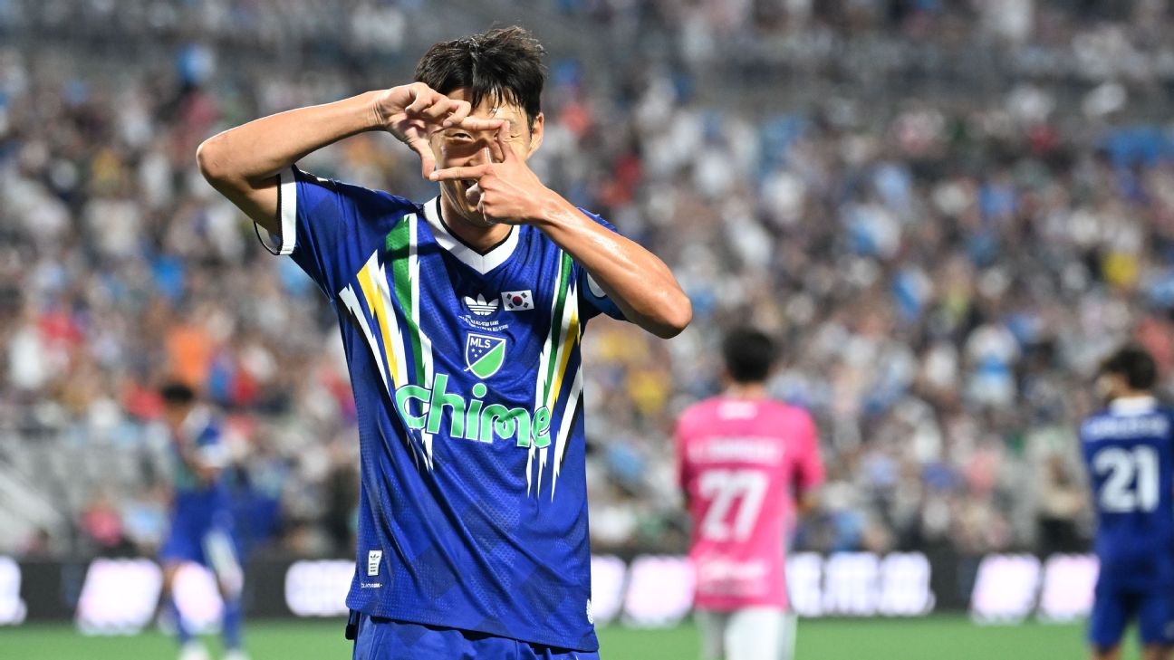 孙兴慜梅开二度助MLS全明星4比3击败墨西哥联赛